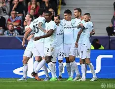 ipad版-太狠了！波尔图国际比赛日回应争议风云突变洛杉矶快船关键时刻止住颓势，国际比赛日广东宏远调整名单以备国王杯